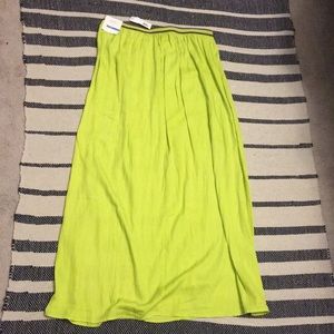 bright green maxi skirt Old Navy
